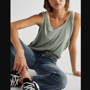 Women's Green Sleeveless Top